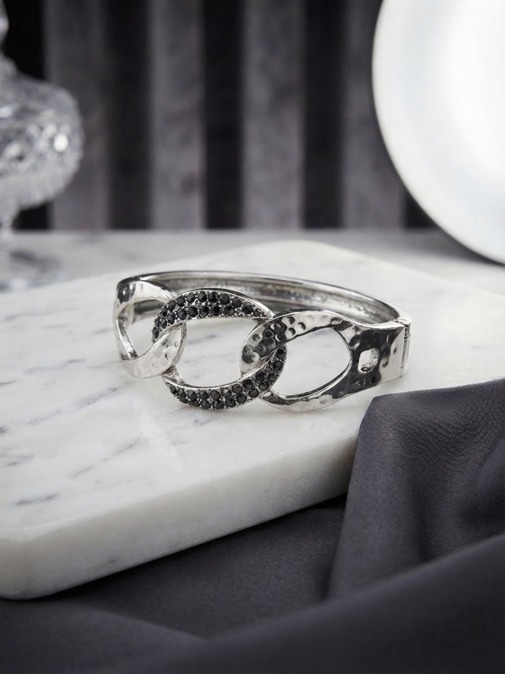 Hammered Link Bangle Bracelet with Black Crystal Accents - Silver